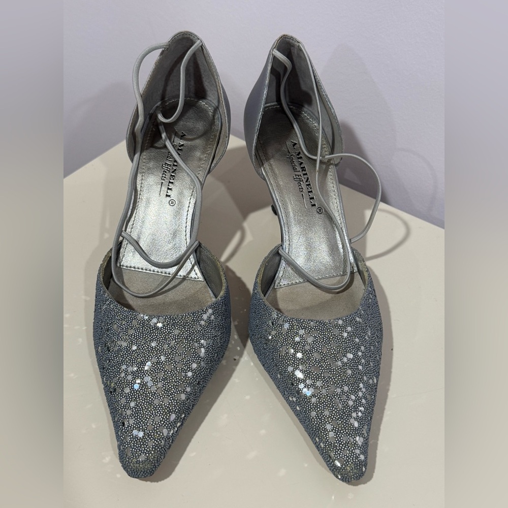 A. Marinelli size 7.5 silver sparkly heels in great condition! - Picture 6 of 10